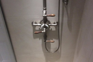 C Hammer (Bathroom)