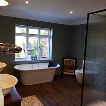 New En suite bathrooms
