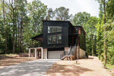 Example of a minimalist exterior home design in Richmond
