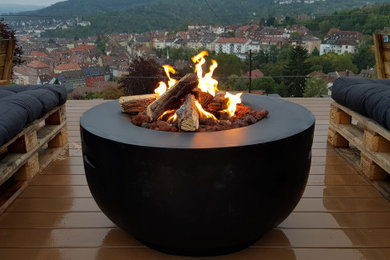 Mittelgroßer Klassischer Garten mit Feuerstelle in Stuttgart