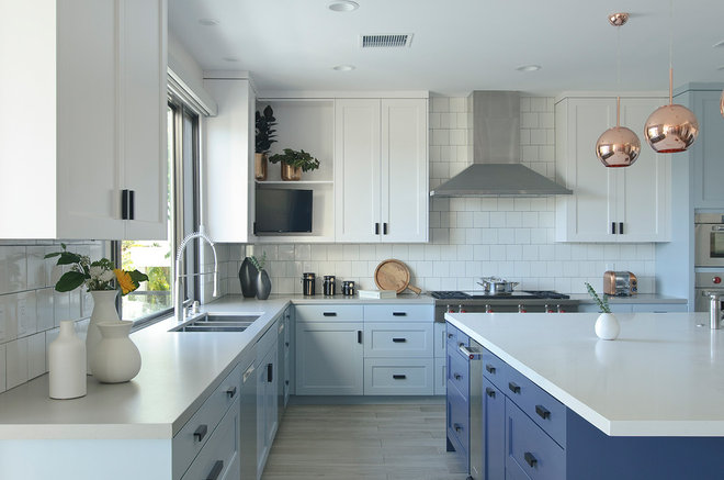 Beach Style Kitchen by Adrian Valle Photography