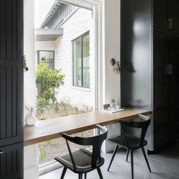 Peninsula Residence