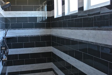 Example of a trendy bathroom design in Dallas