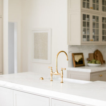 Connecticut Farmhouse Kitchen