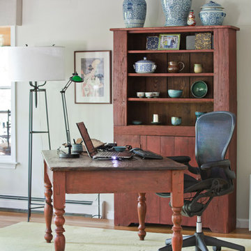 World Traveler's Home Office