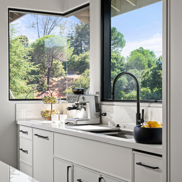 Peninsula: Los Altos Hills Renovation | Modern Artisan Elegance