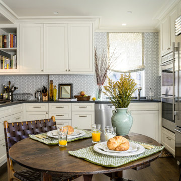 Traditional Kitchen