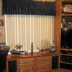 Gun cabinet and office - Products