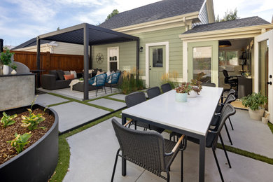 Transitional patio photo in Denver