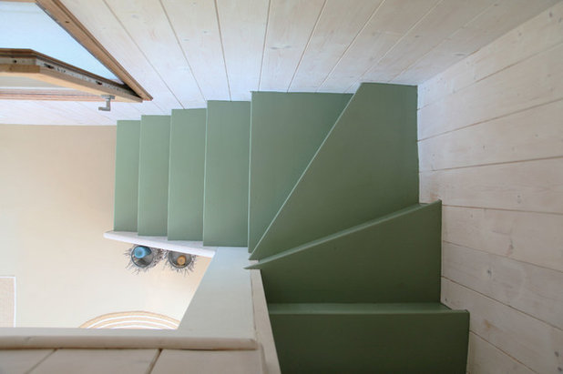 Beach Style Staircase by Riccardo Caracciolo design&services