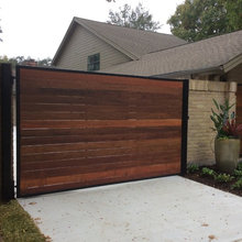 Gate