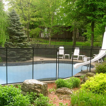 Child safe removable pool fence, safety swimming pool fence