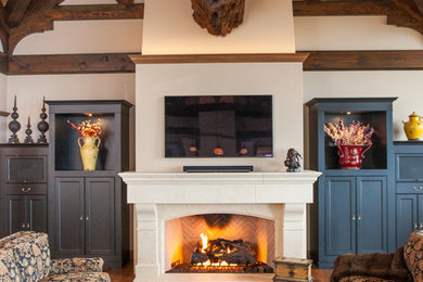 Arts and crafts family room photo in Seattle