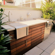 outdoor kitchen