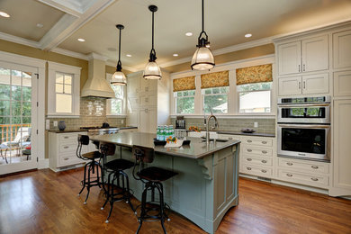 Design ideas for an arts and crafts kitchen in Atlanta.