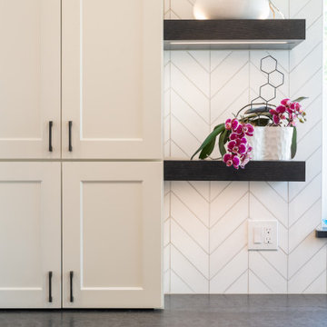 Boulder County Luxury Kitchen Remodel with Quartzite Island & Custom Cabinetry