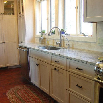 Traditional Style Kitchen
