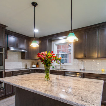 Spacious Eat In Kitchen in Rocky River