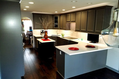 Example of an arts and crafts kitchen design in Atlanta