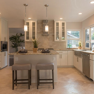 KITCHEN - VACANT STAGING
