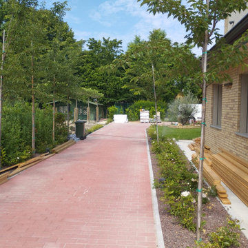 Biopiscina e giardino per abitazione privata in campagna