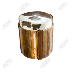 THE BESPOKE ROUND STOOL - Furniture