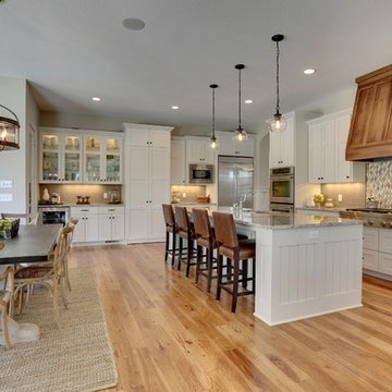 Kitchen and Dinette – Kintyre Model – 2015 Spring Parade of Homes
