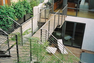 Inspiration for a contemporary patio remodel in San Francisco
