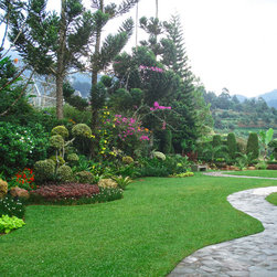 COOLIBAH VILLA - Products