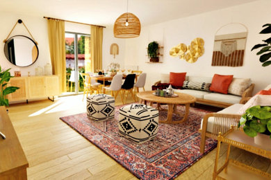 Cette image montre un salon ethnique de taille moyenne et fermé avec un mur blanc, parquet clair et un téléviseur indépendant.
