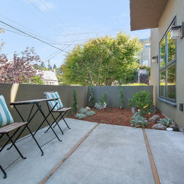 551 Santa Clara