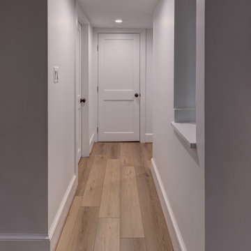 Minimal transitional hallway