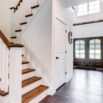 Two-Story Farmhouse Lovers' Dream