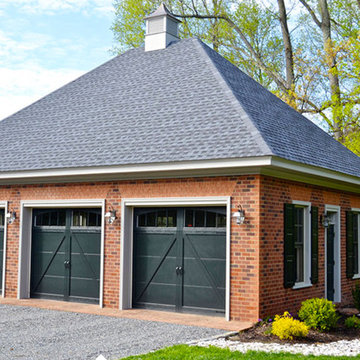 Custom Homes & Exteriors
