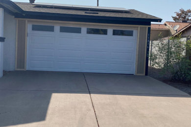 Garage - traditional garage idea in Phoenix