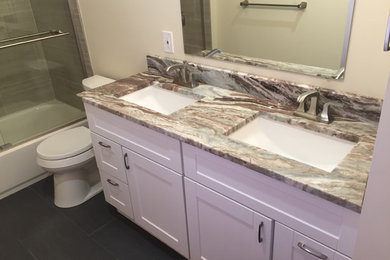 Example of a transitional bathroom design in DC Metro