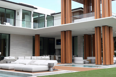 Example of a trendy pool design in Miami