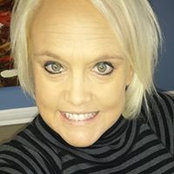 Susan Thomas's photo