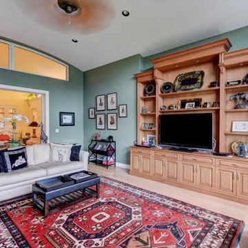 Jonathan's Landing Real Estate - 3884 Outlook Court