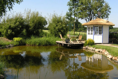 Klassischer Pool in Hamburg