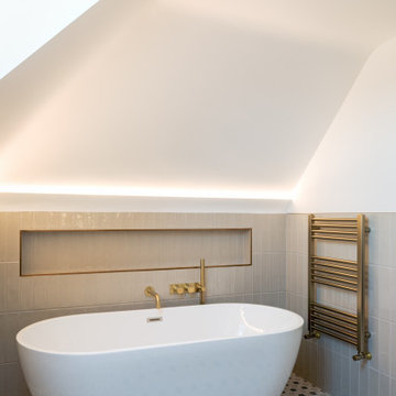 Seymour Road Loft Conversion – Ensuite with Freestanding Bath