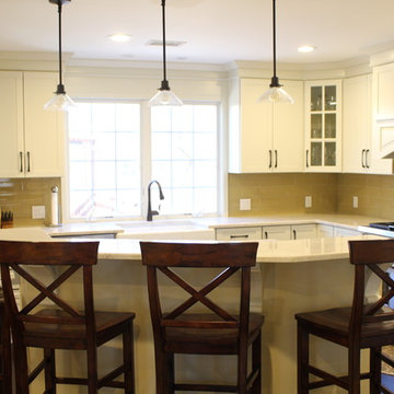 Bridgewater Kitchen, Family Room, Laundry Room and Bathroom