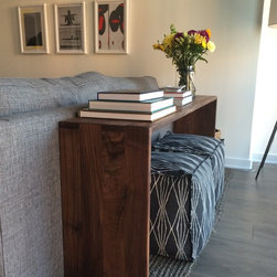 Walnut desks - Products