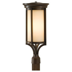Transitional Post Lights by Monte Carlo