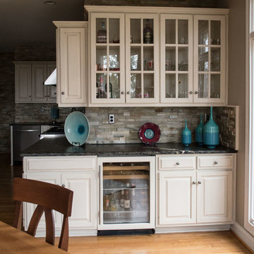 2018 | Lake Forest Freshen Up: Kitchen + Breakfast Area
