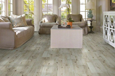 Inspiration for a timeless living room remodel in Los Angeles