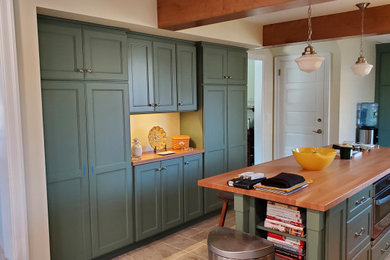 Inspiration for a timeless kitchen remodel in New York
