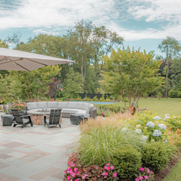 Stone Paved Ranch - Oyster Bay Cove