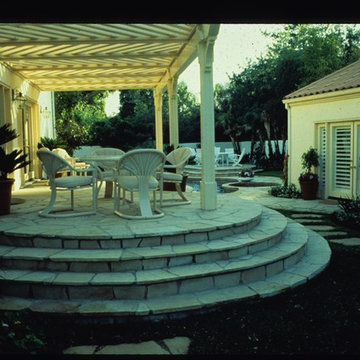 Tarzana 90s