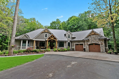 Rustic exterior home idea in Detroit